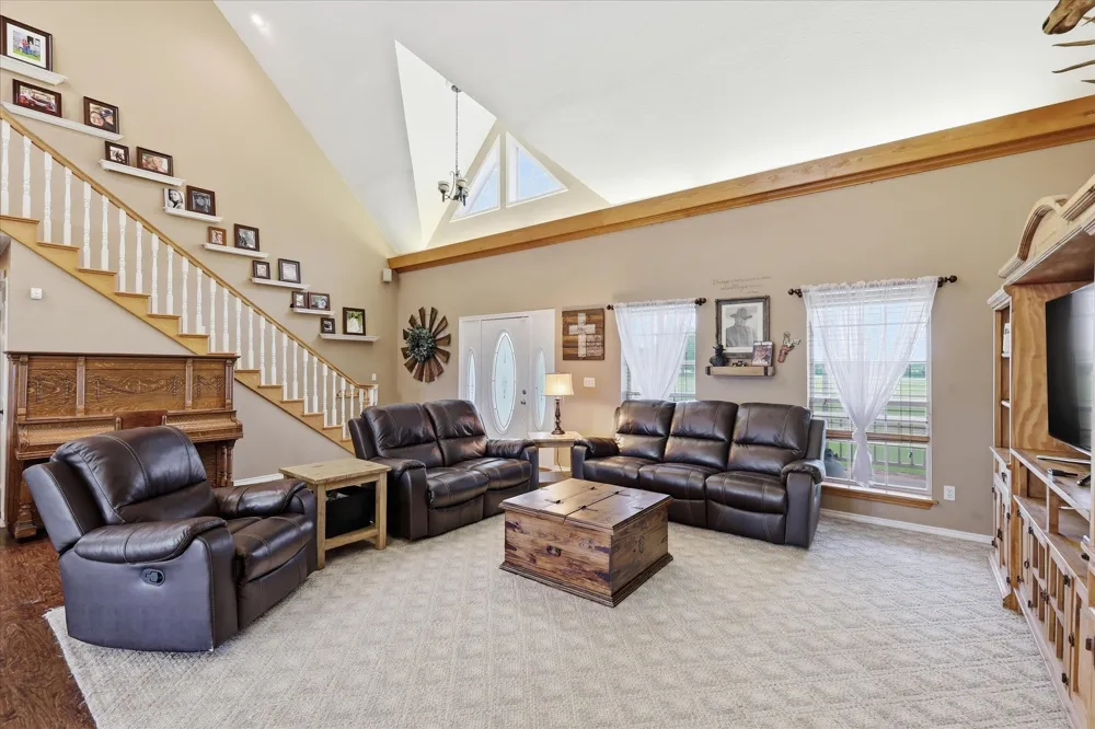 421 County Road 3342 Paradise, TX 76073