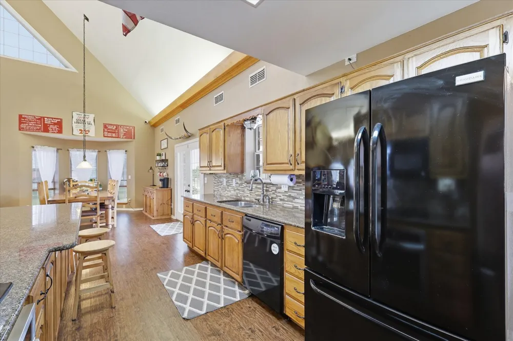 421 County Road 3342 Paradise, TX 76073