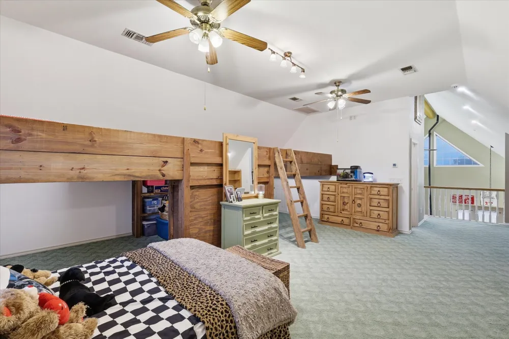 421 County Road 3342 Paradise, TX 76073