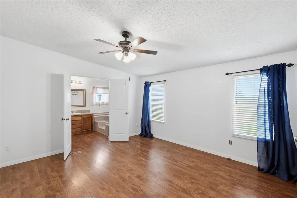 421 County Road 3342 Paradise, TX 76073