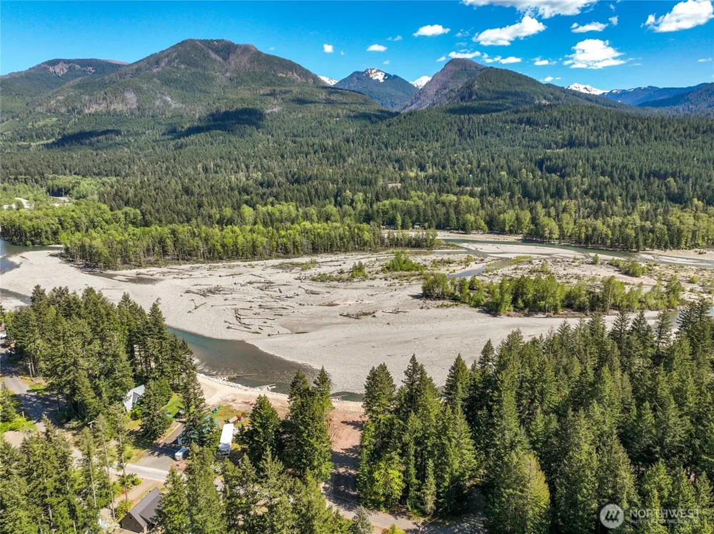 103 Maple Place Packwood, WA 98361