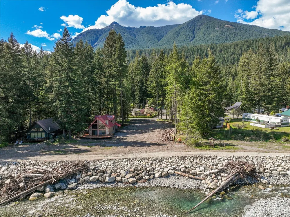 103 Maple Place Packwood, WA 98361