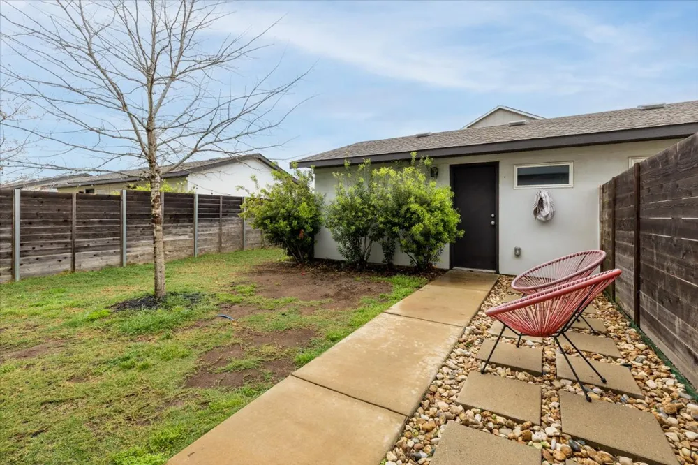 5501 Charles Merle Drive #20 Austin, TX 78747