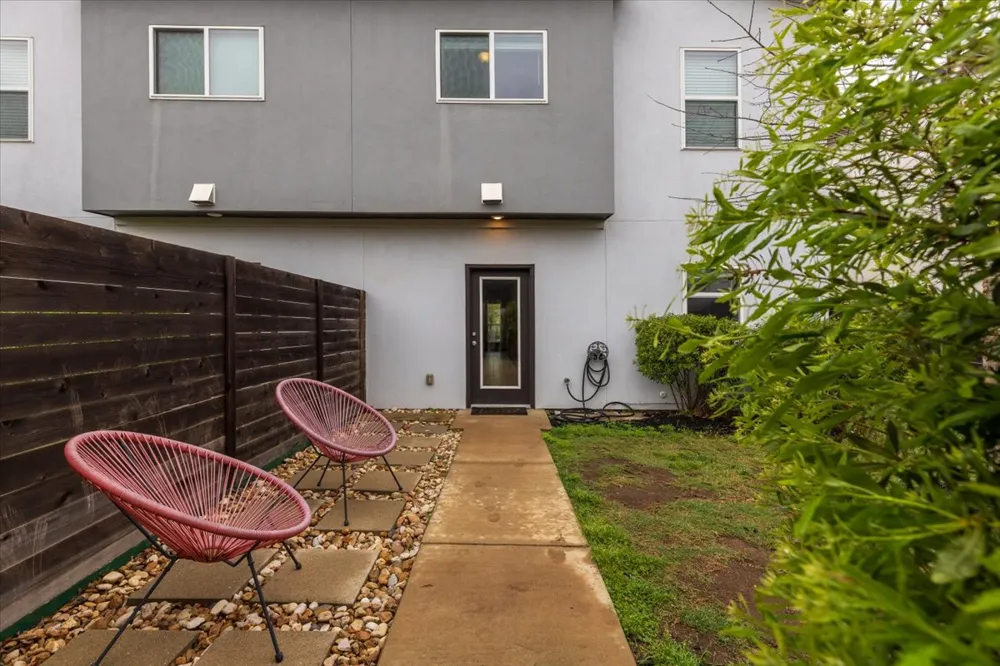 5501 Charles Merle Drive #20 Austin, TX 78747