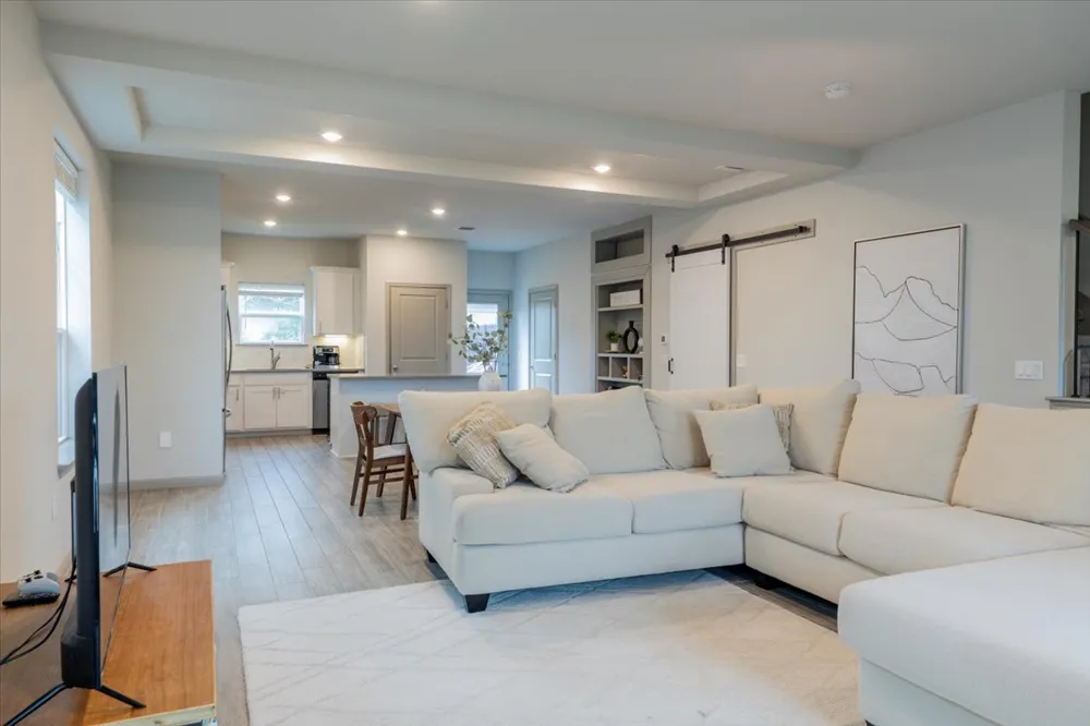 5501 Charles Merle Drive #20 Austin, TX 78747