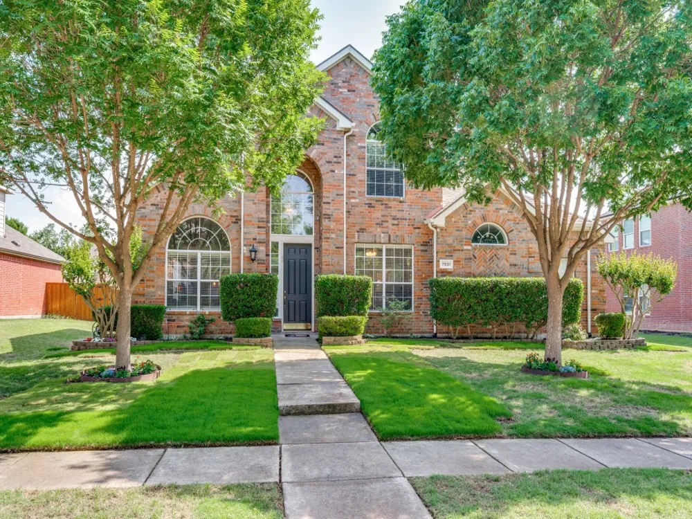 7931 Greenvalley Lane Frisco, TX 75033