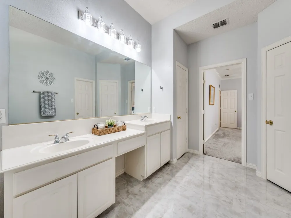 7931 Greenvalley Lane Frisco, TX 75033