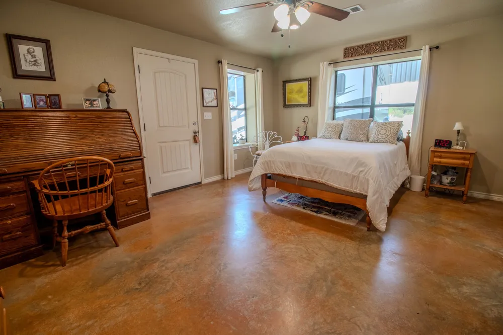587 County Road 105 Hamilton, TX 76531