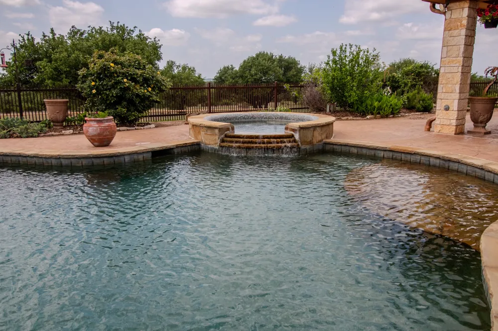 587 County Road 105 Hamilton, TX 76531