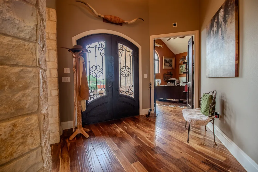 587 County Road 105 Hamilton, TX 76531