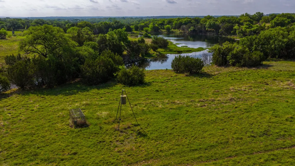 587 County Road 105 Hamilton, TX 76531