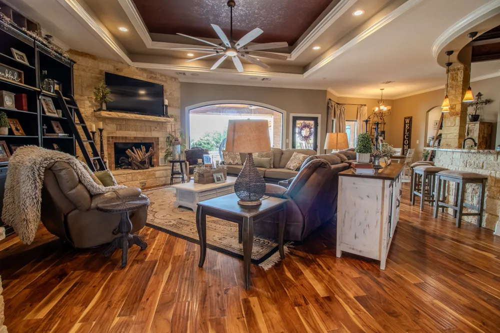 587 County Road 105 Hamilton, TX 76531