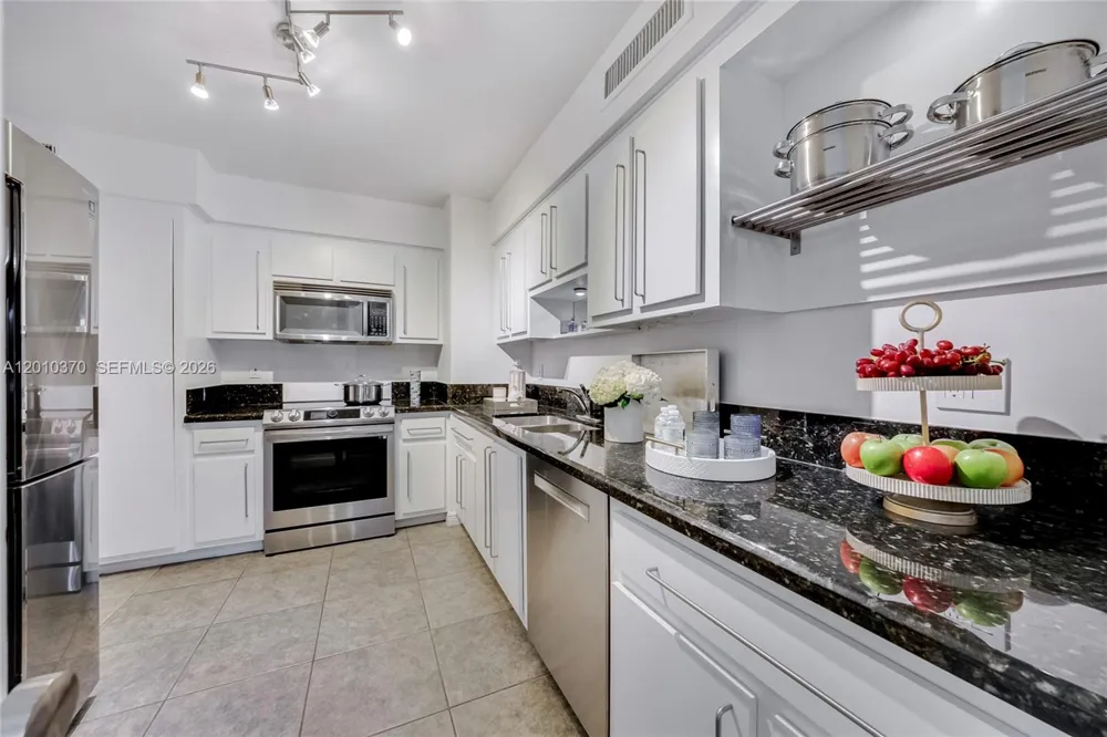 9225 Collins Ave #501 Surfside, FL 33154