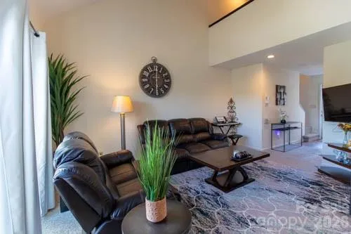 1050 21st Avenue Avenue NW #90 Hickory, NC 28604