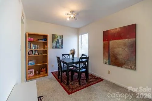 1050 21st Avenue Avenue NW #90 Hickory, NC 28604