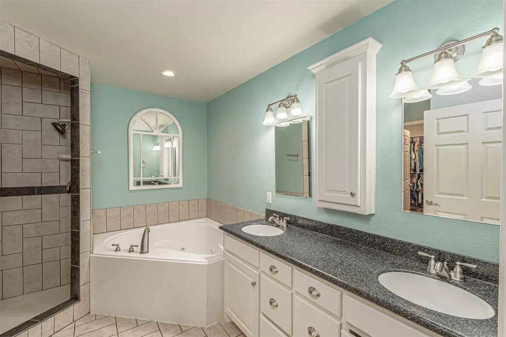 129 Rs County Road 2222 Emory, TX 75440