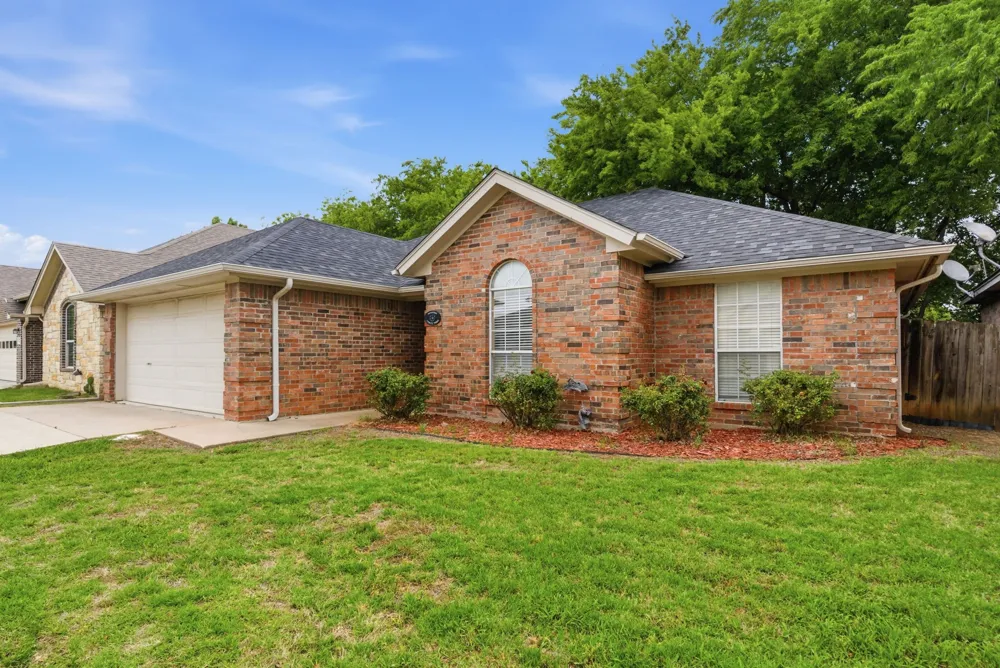 1723 Sully Court Stephenville, TX 76401