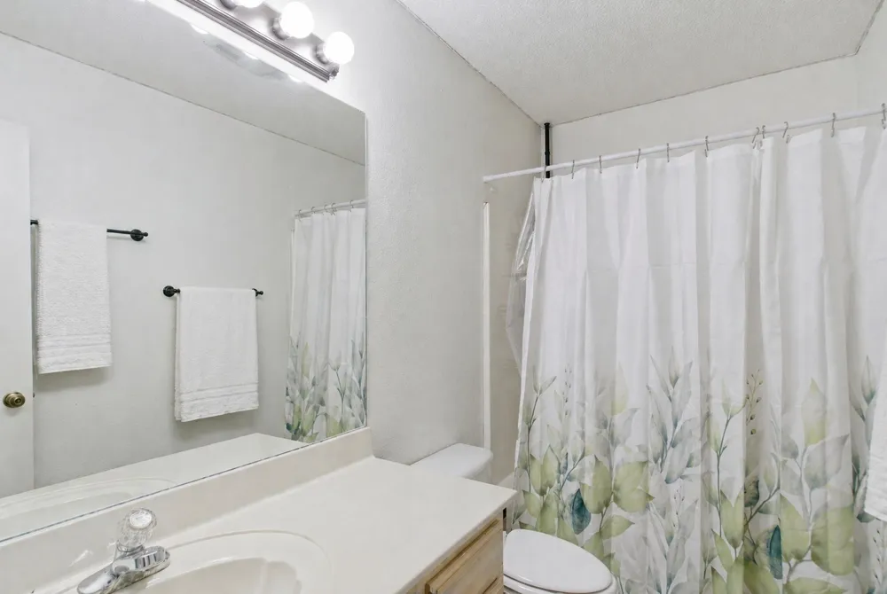 1723 Sully Court Stephenville, TX 76401