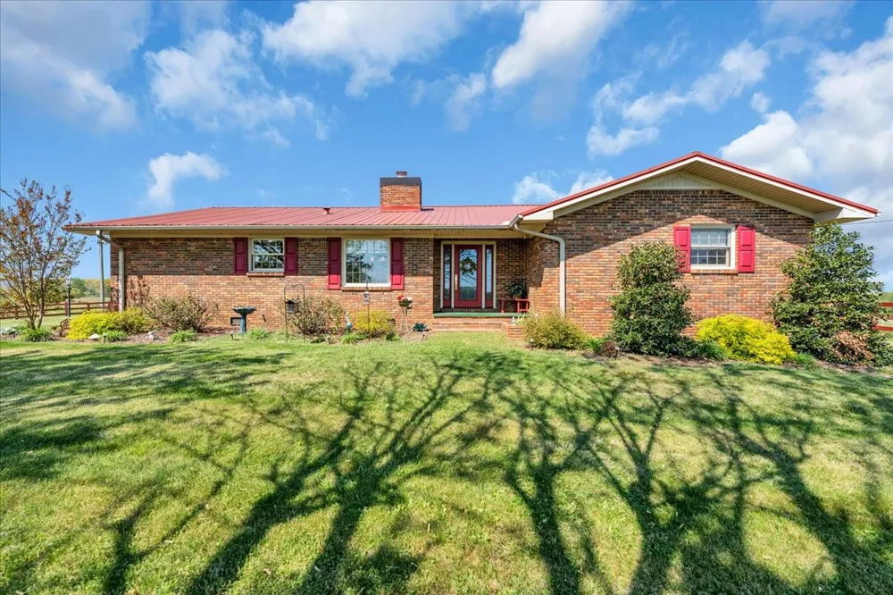 1435 Hennessee Bridge Rd Rock Island, TN 38581