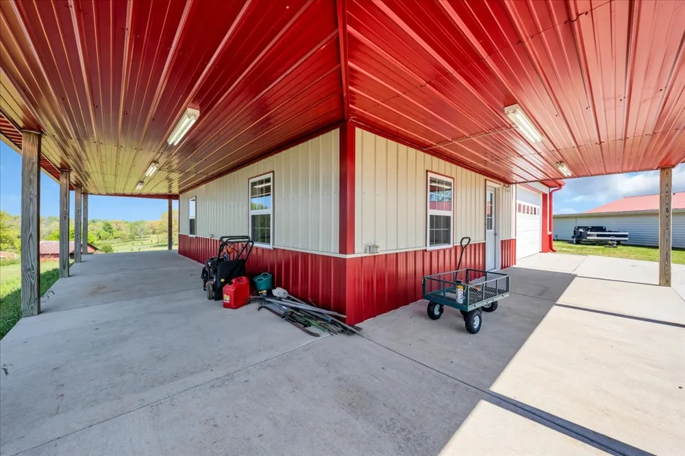 1435 Hennessee Bridge Rd Rock Island, TN 38581