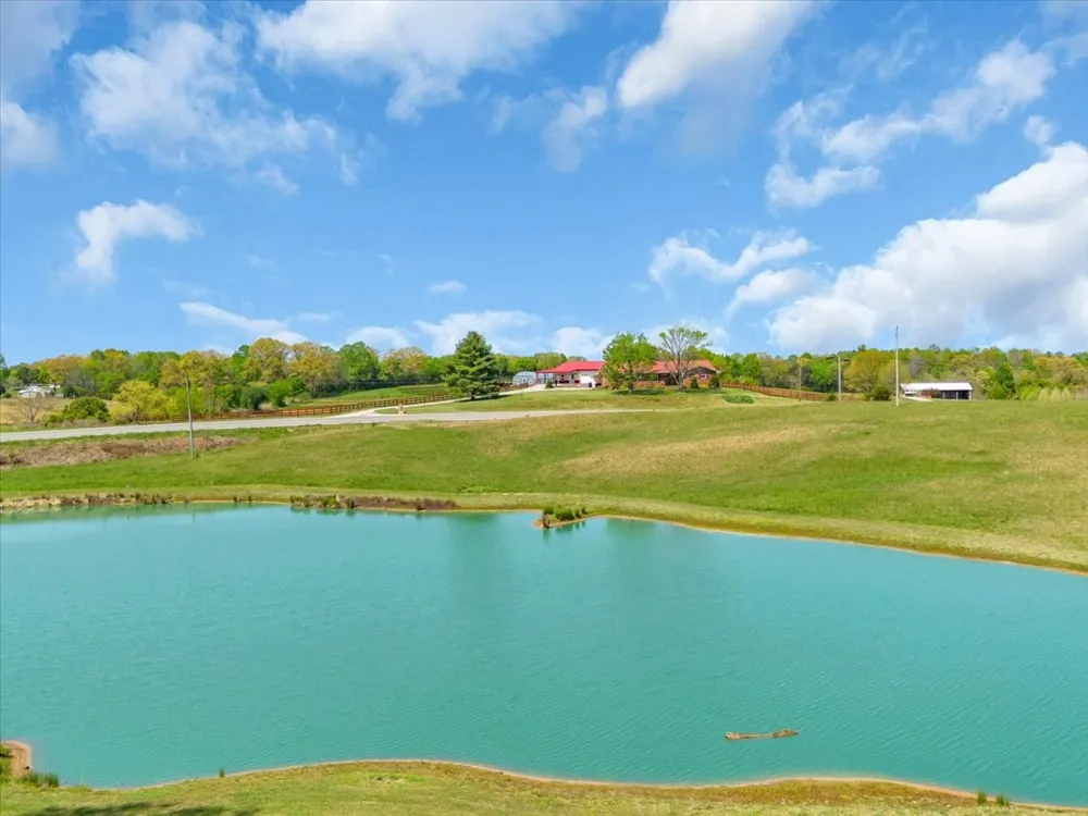 1435 Hennessee Bridge Rd Rock Island, TN 38581
