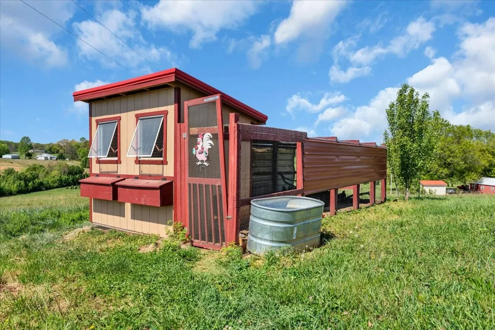 1435 Hennessee Bridge Rd Rock Island, TN 38581