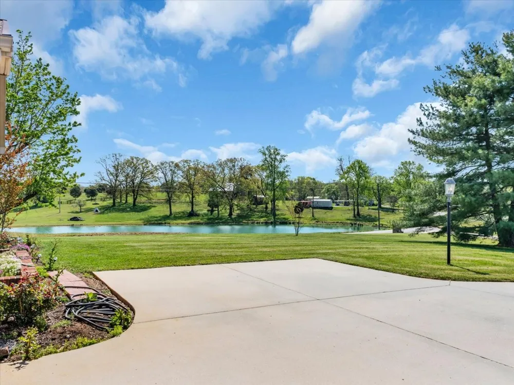 1435 Hennessee Bridge Rd Rock Island, TN 38581