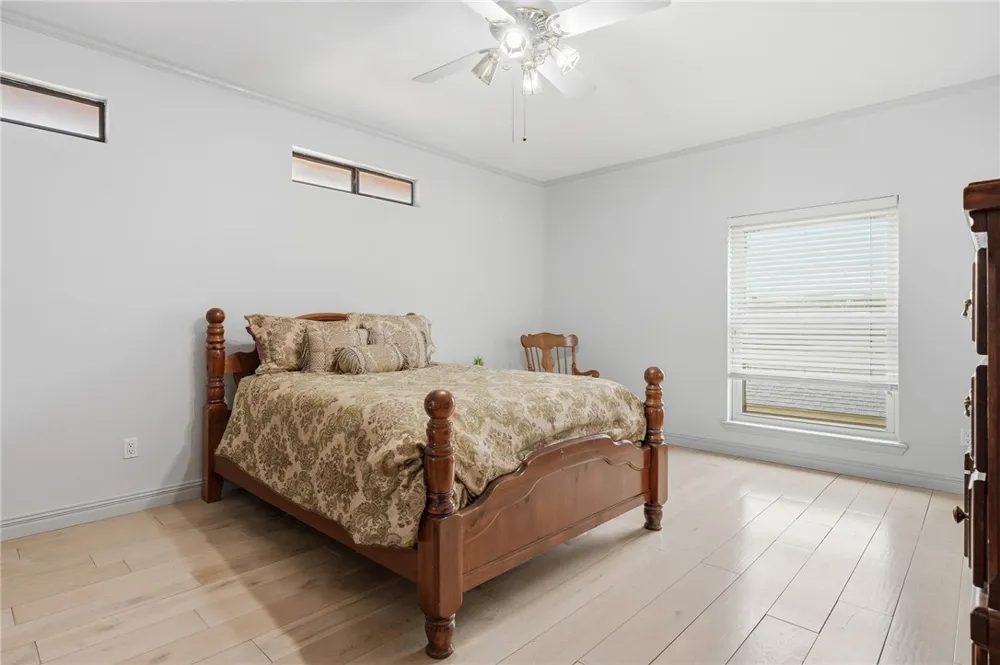 9255 County Road 2226 Taft, TX 78390
