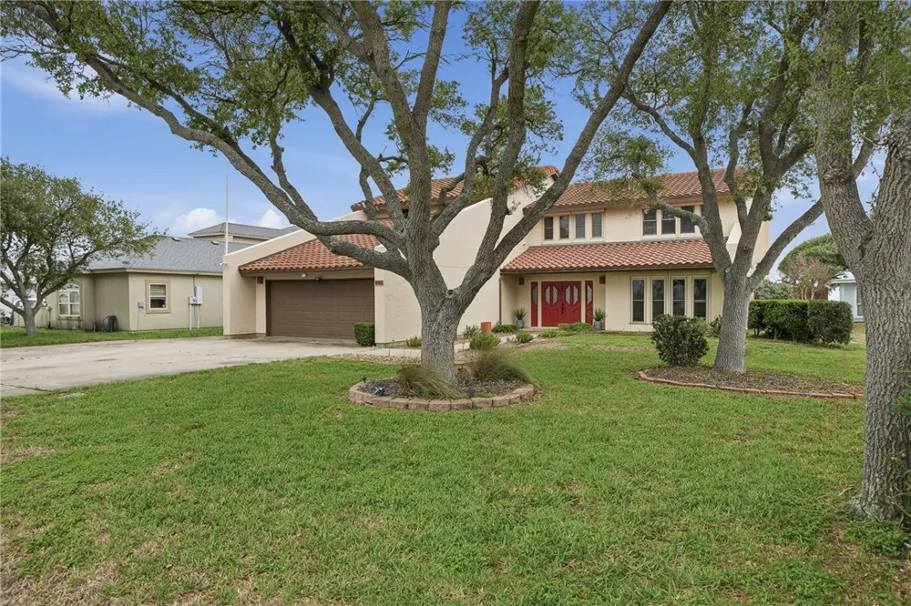 9255 County Road 2226 Taft, TX 78390
