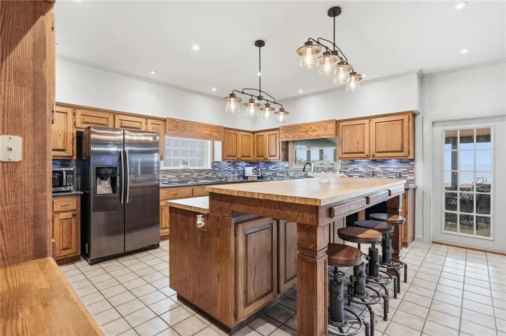 9255 County Road 2226 Taft, TX 78390