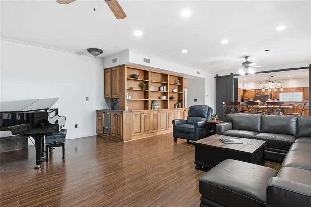 9255 County Road 2226 Taft, TX 78390