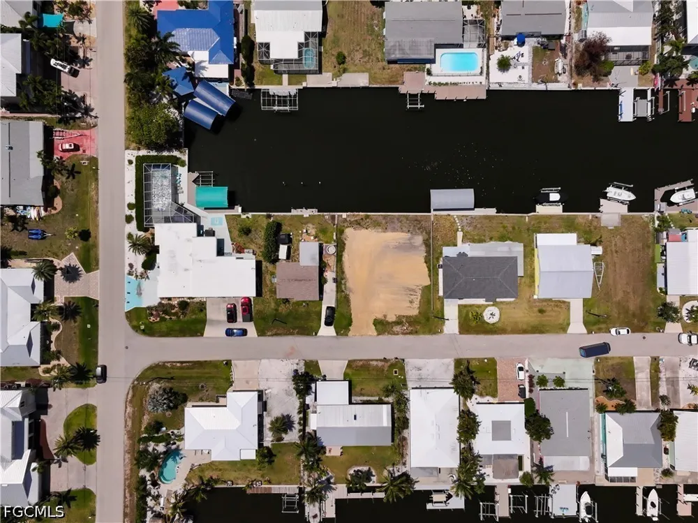 Bridgeview Street Matlacha, FL 33993
