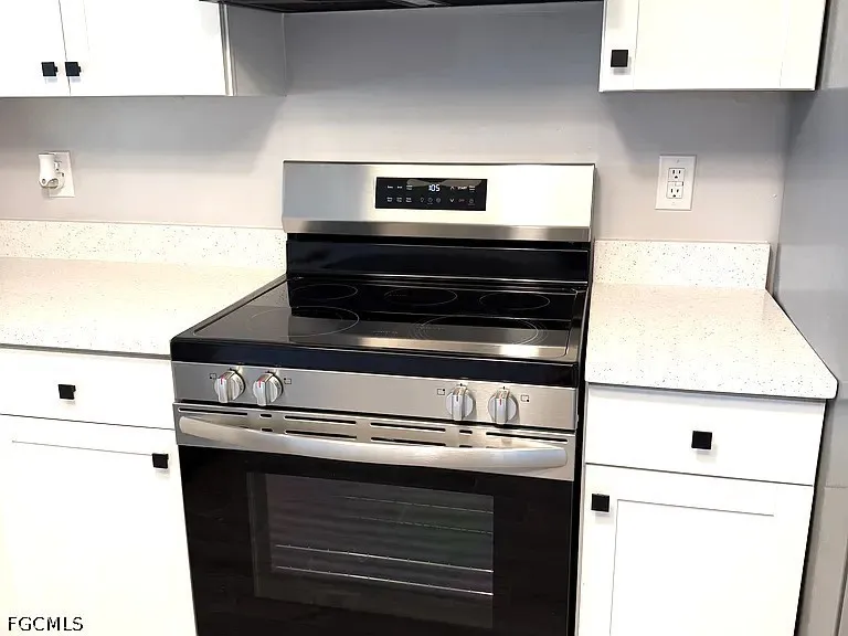Orange Grove Boulevard #12 North Fort Myers, FL 33903