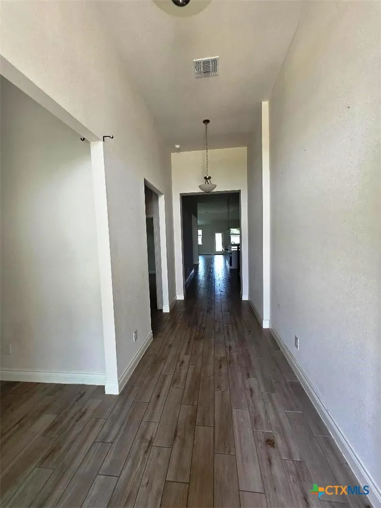7616 Aluminum Drive Killeen, TX 76542