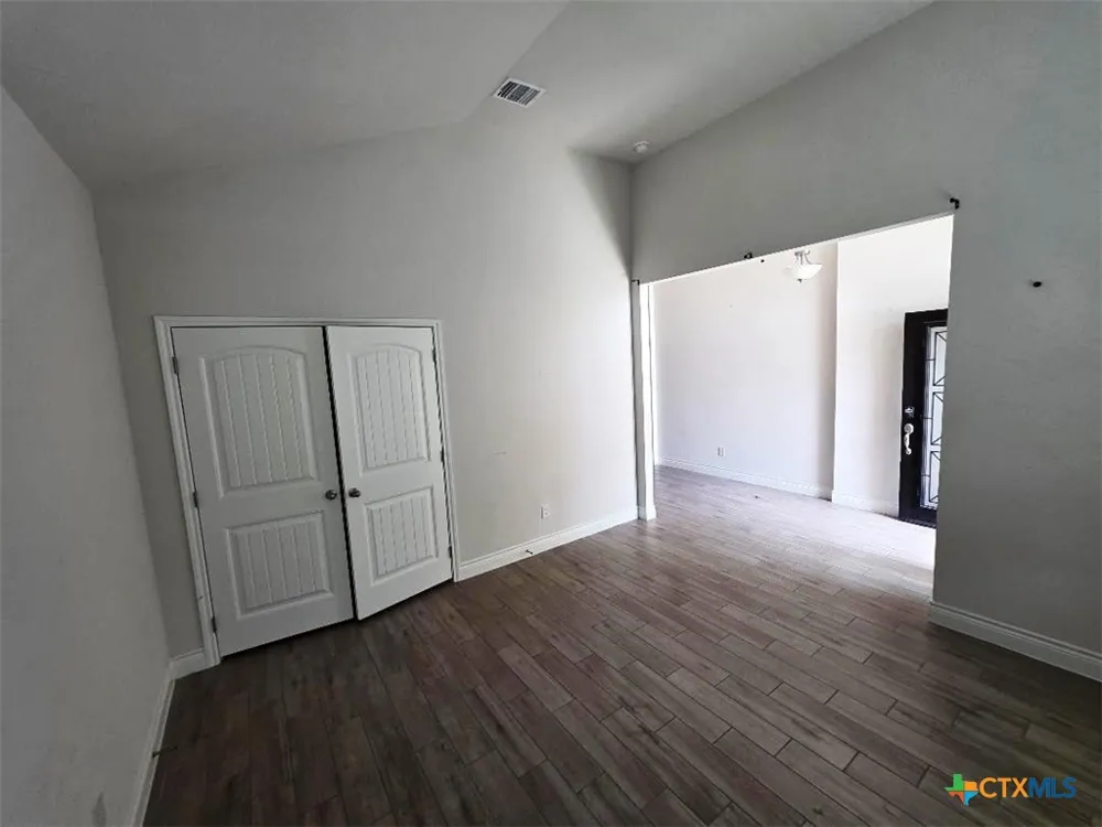 7616 Aluminum Drive Killeen, TX 76542