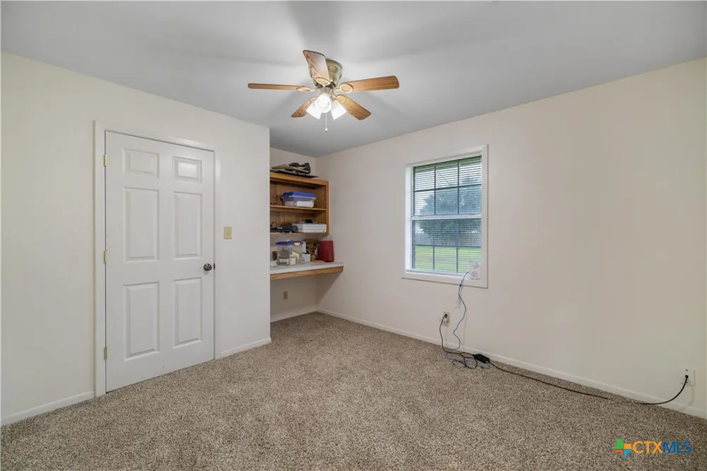 374 Navidad Vanderbilt, TX 77991