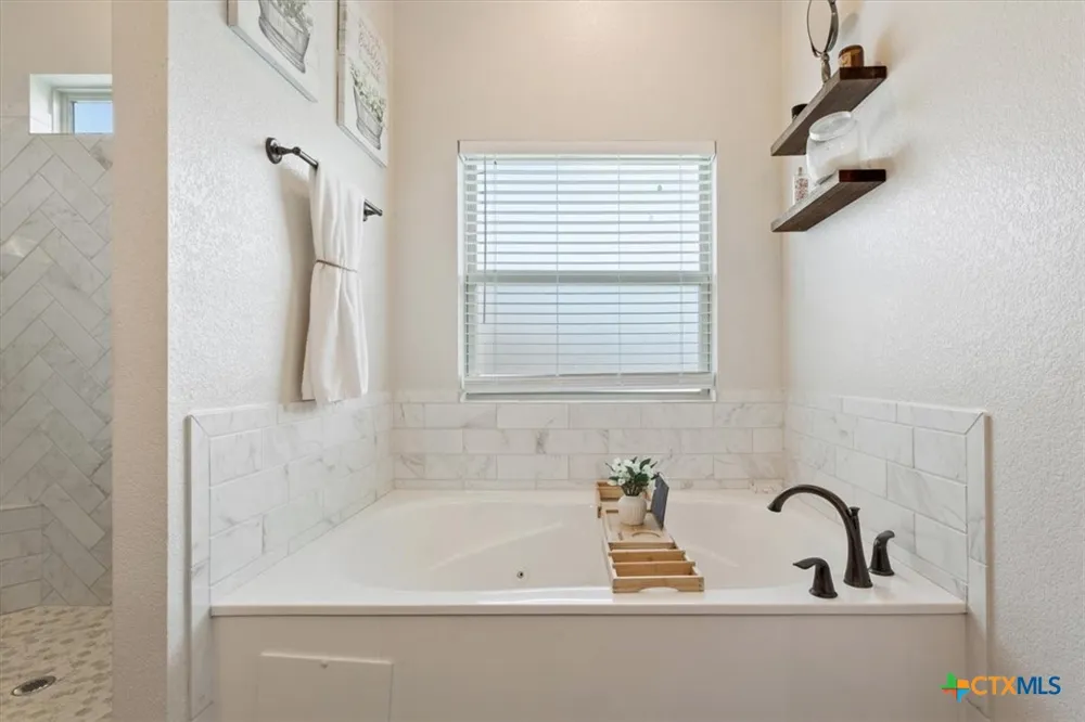 8302 Ginny Lane Killeen, TX 76542