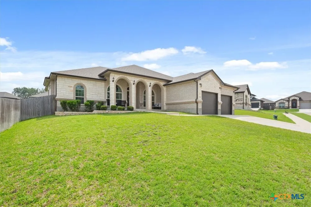 8302 Ginny Lane Killeen, TX 76542