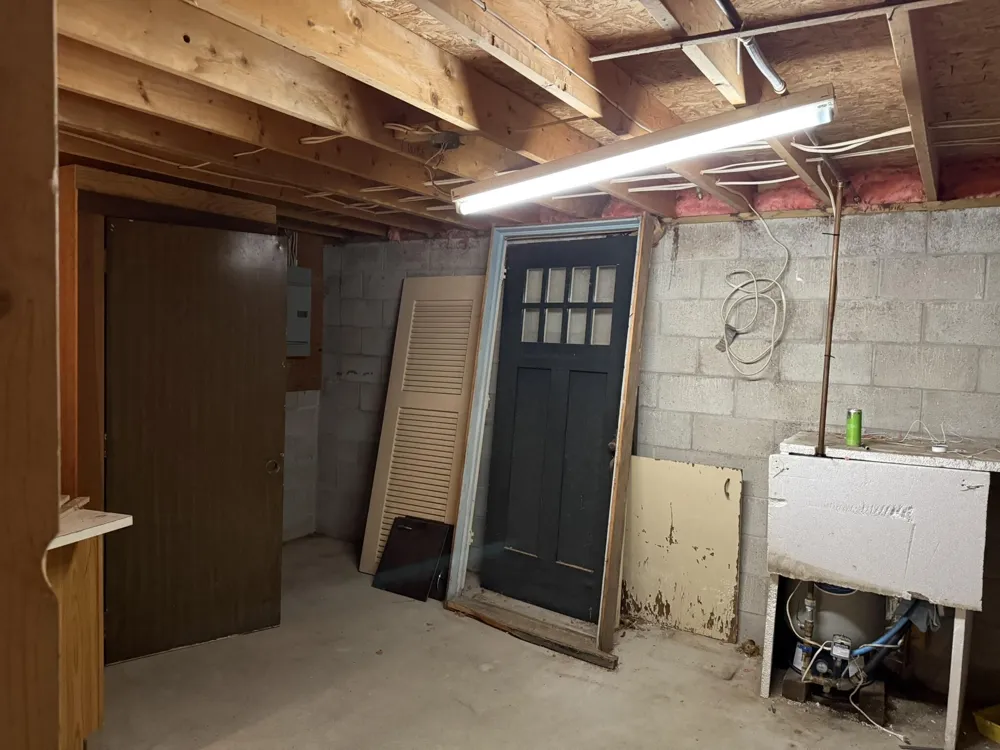 14995 River Road Brethren, MI 49619