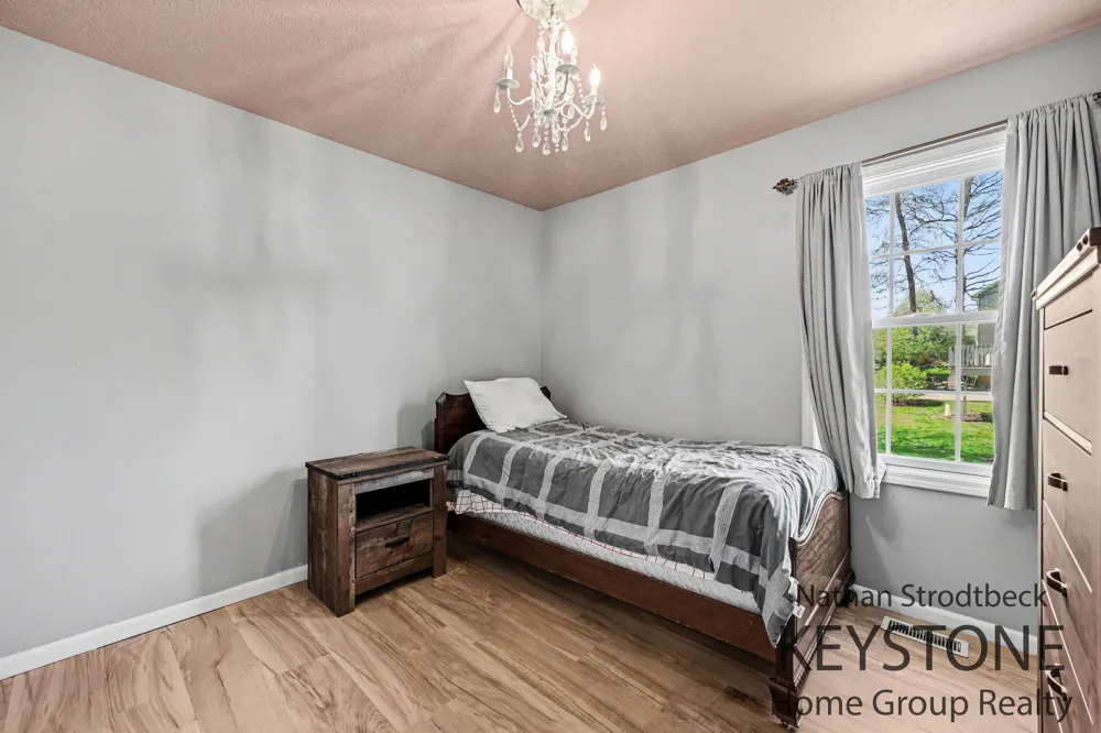 2089 Elwood Boulevard Spring Arbor, MI 49283