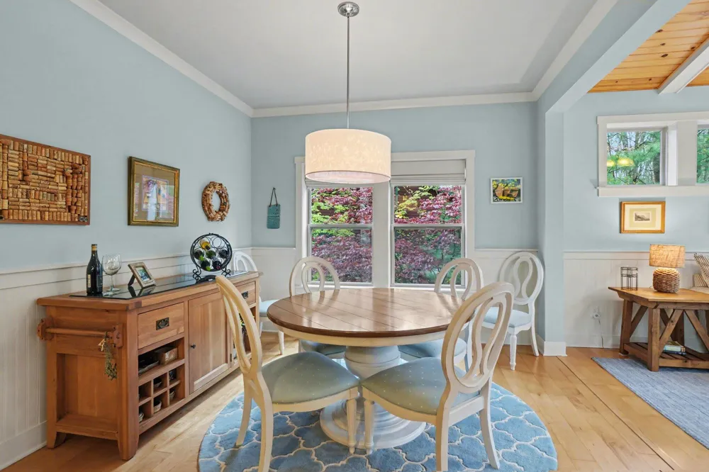 6560 Sanctuary Trail Saugatuck, MI 49453