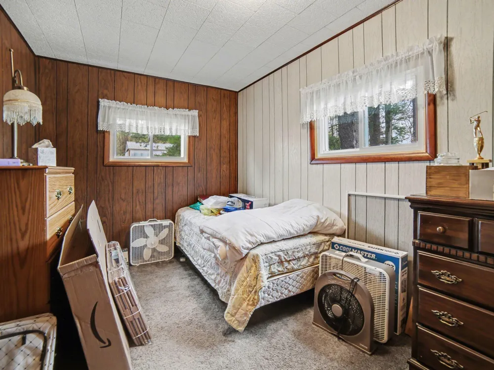 24 E Polk Road Hart, MI 49420