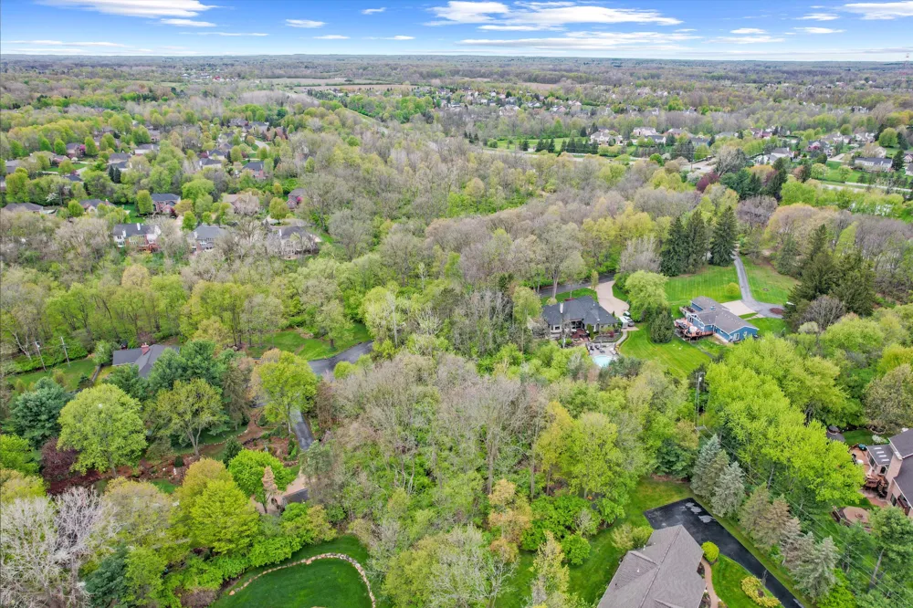 8628 May Apple Court Canton, MI 48187