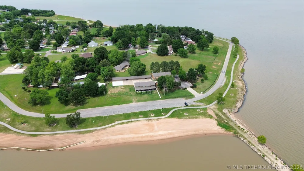 7020 Lakeshore Drive #20 Eufaula, OK 74432