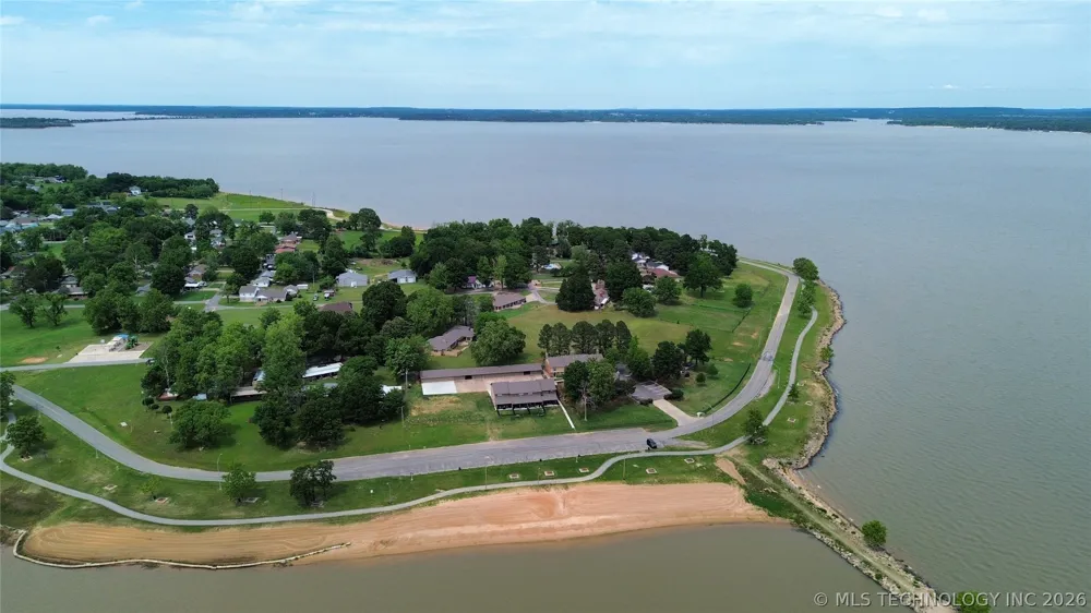 7020 Lakeshore Drive #20 Eufaula, OK 74432