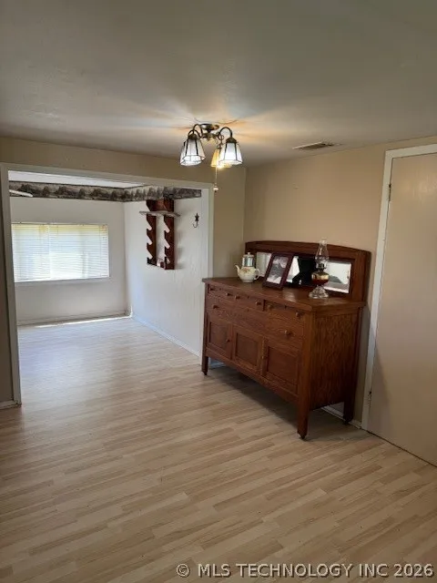 5827 Sandra Kingston, OK 73439