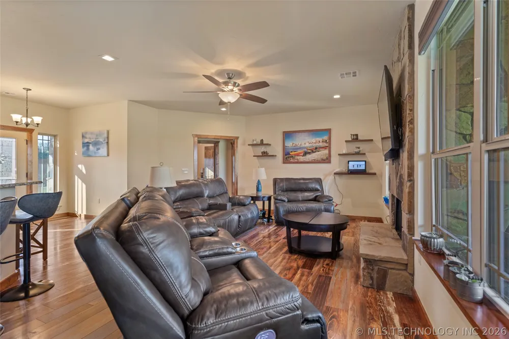 13572 Kaney Kingston, OK 73439