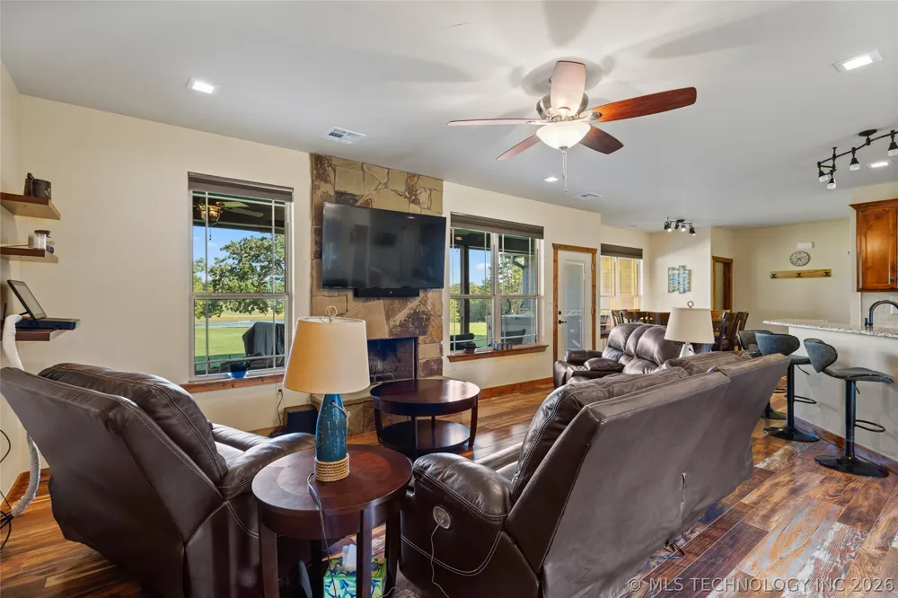 13572 Kaney Kingston, OK 73439