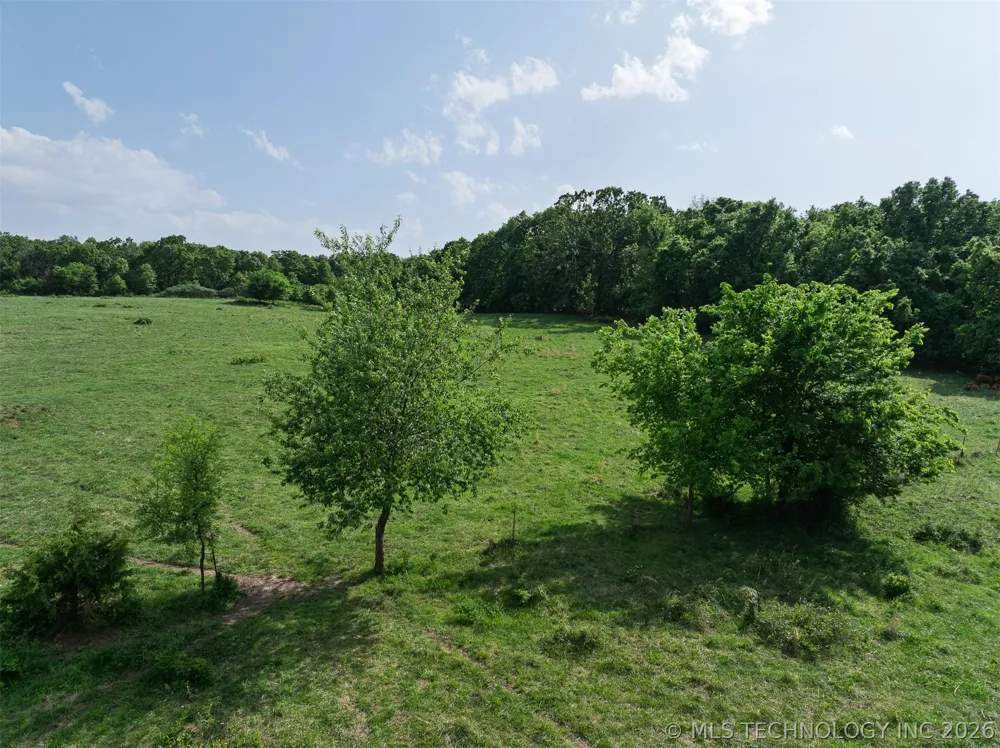 10464 E 420 ROAD Strang, OK 74367