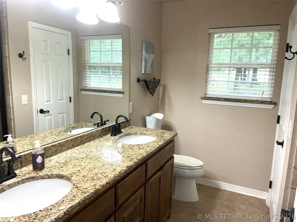 14241 Stepp Kingston, OK 73439